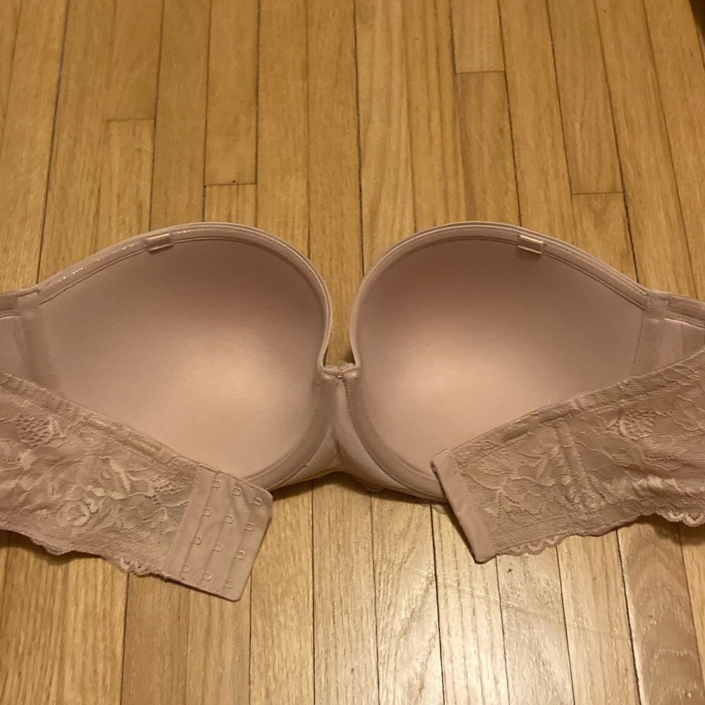 Torrid Bombshell Everyday Convertible Strapless Bra - Picture 6 of 7
